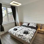 Lejlighedshotel Leopold - Apartmanovy Dum