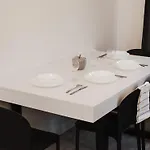 Leopold - Apartmanovy Dum