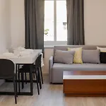 Leopold - Apartmanovy Dum 3*