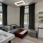 Leopold - Apartmanovy Dum