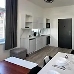 Lejlighedshotel Leopold - Apartmanovy Dum 3*