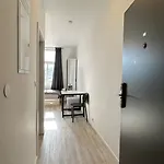 Leopold - Apartmanovy Dum 3*