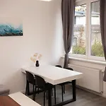 Leopold - Apartmanovy Dum