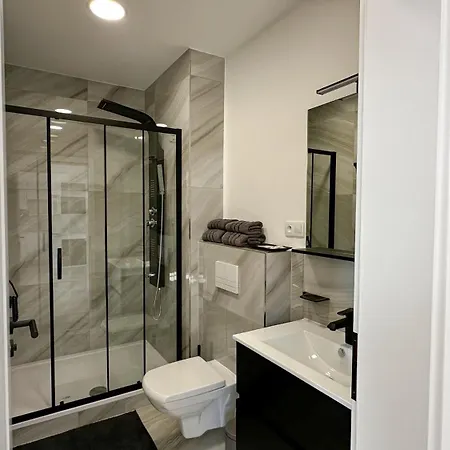 Leopold - Apartmanovy Dum Ξενοδοχείο με διαμερίσματα