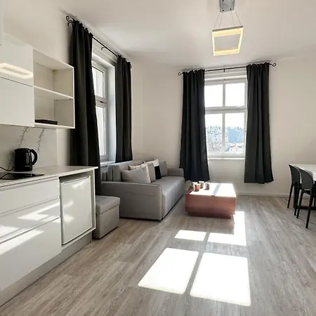 Leopold - Apartmanovy Dum *