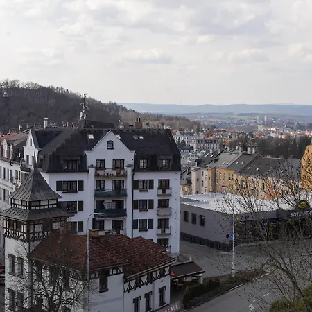 Leopold - Apartmanovy Dum Apartahotel *