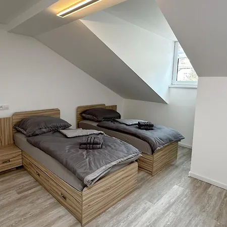Apartahotel Leopold - Apartmanovy Dum