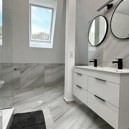 Leopold - Apartmanovy Dum Apartahotel Karlovy Vary
