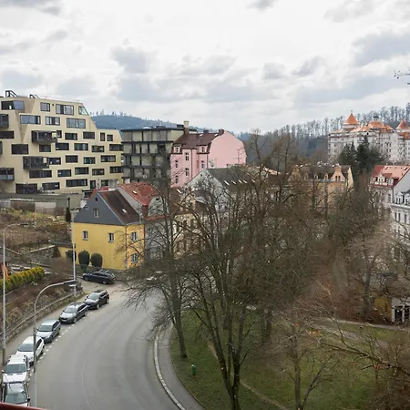 Leopold - Apartmanovy Dum Apartahotel