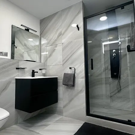 Leopold - Apartmanovy Dum 3* Karlovy Vary
