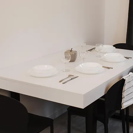 Leopold - Apartmánový Dům
