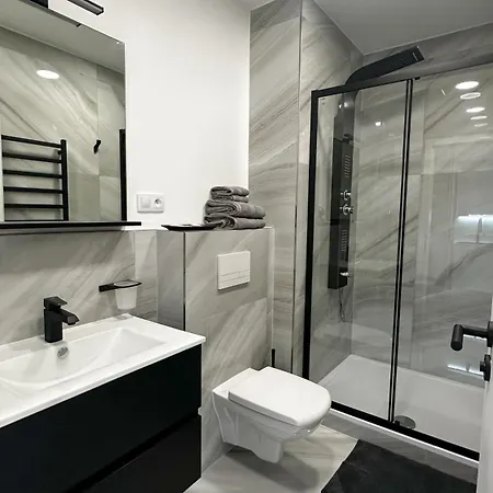 Leopold - Apartmánový Dům Aparthotel Karlovy Vary