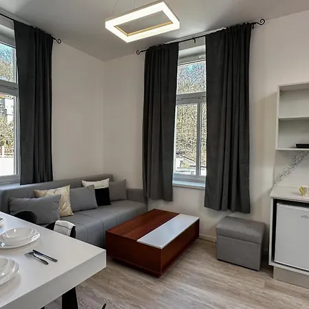Leopold - Apartmánový Dům