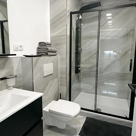 Lejlighedshotel Leopold - Apartmanovy Dum