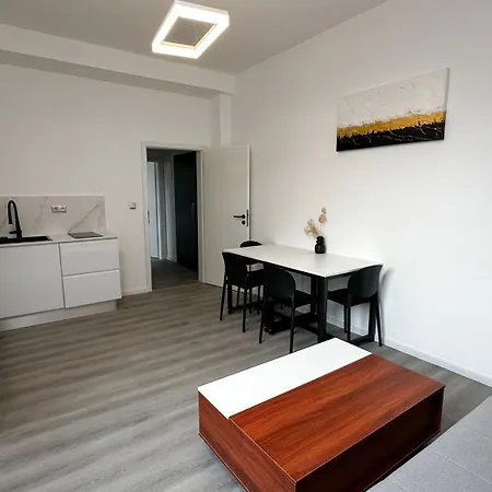 Leopold - Apartmanovy Dum Apartahotel Karlovy Vary