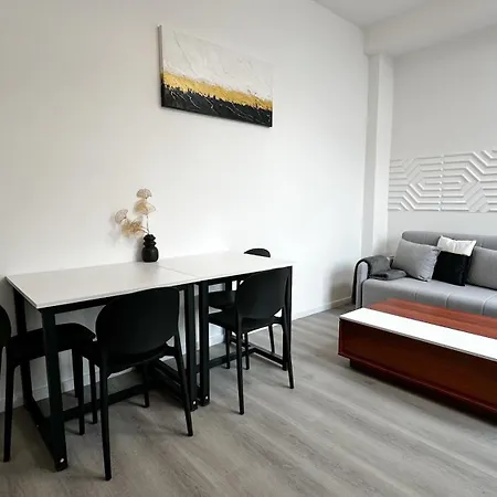 Leopold - Apartmánový Dům 3*