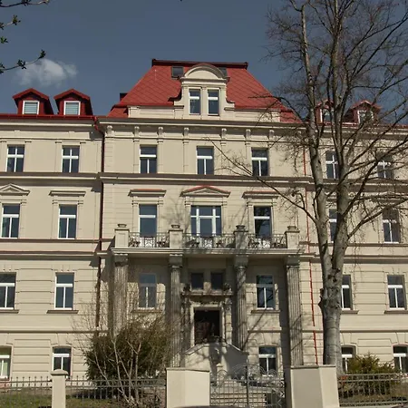 Leopold - Apartmánový Dům