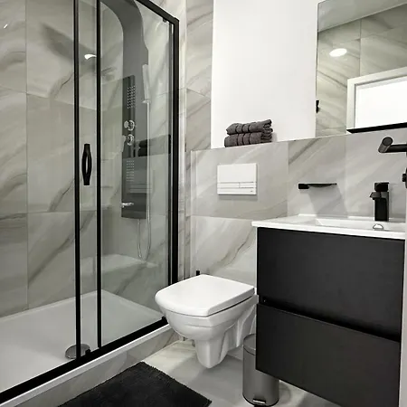 Leopold - Apartmánový Dům 3* Karlovy Vary