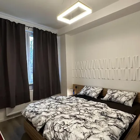 Apartahotel Leopold - Apartmanovy Dum