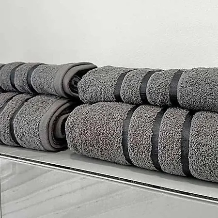 Leopold - Apartmanovy Dum 3*