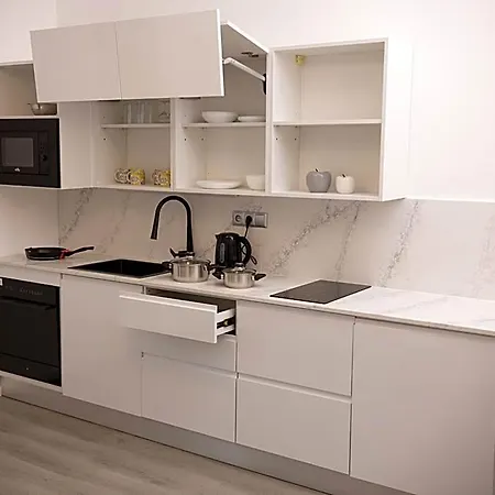 Апарт-отель Leopold - Apartmanovy Dum Карловы Вары