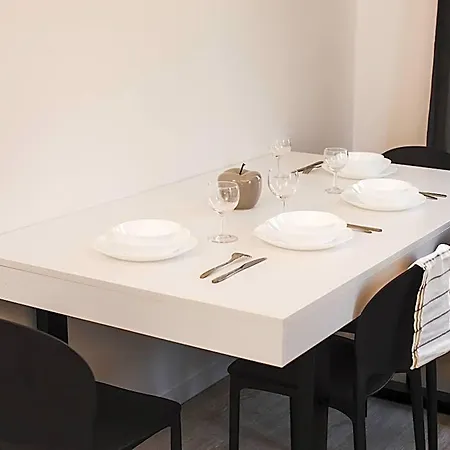 Leopold - Apartmanovy Dum Апарт-отель 3*