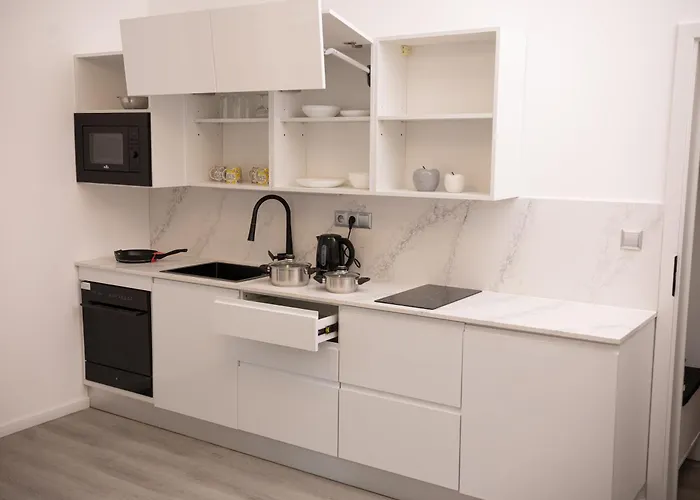 Leopold - Apartmanovy Dum Apart Otel