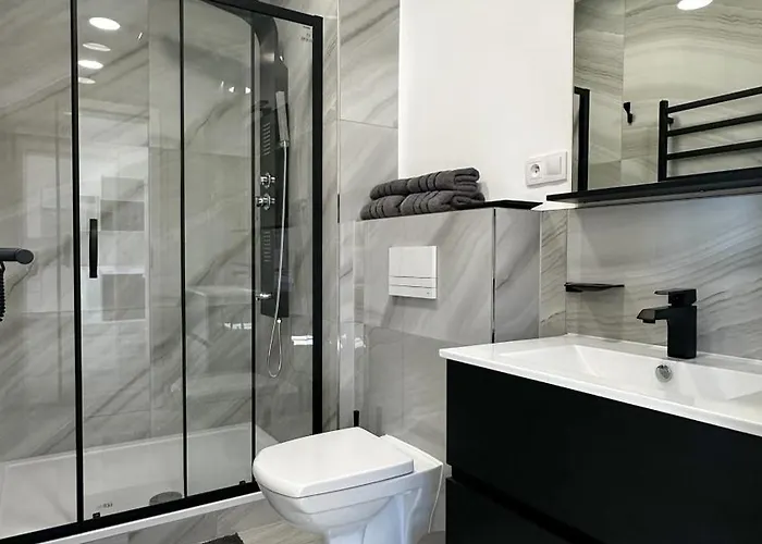 Leopold - Apartmanovy Dum Apart Otel 3*