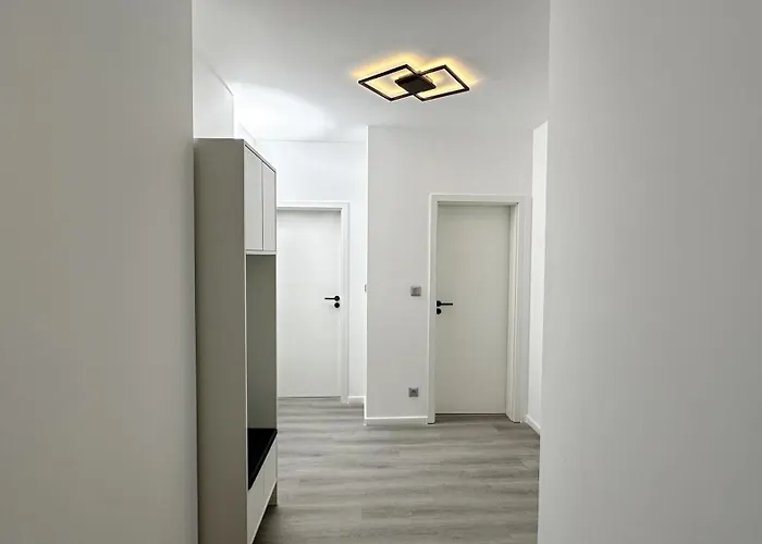 Apart Otel Leopold - Apartmanovy Dum 3*