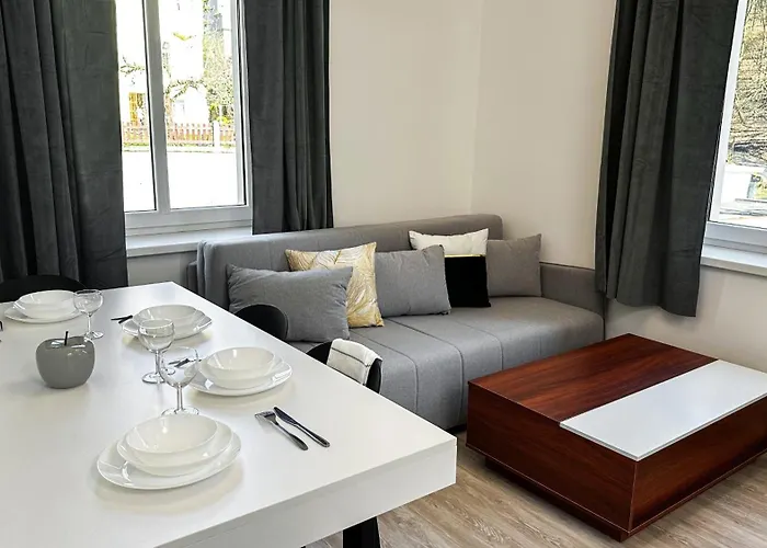 Apart Otel Leopold - Apartmanovy Dum