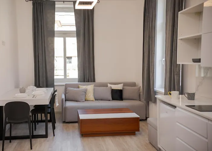 Apart Otel Leopold - Apartmanovy Dum Karlovy Vary