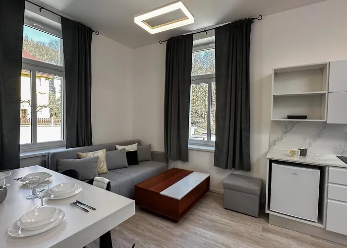 Leopold - Apartmanovy Dum