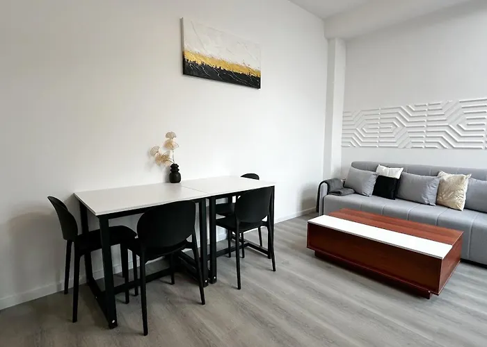 Leopold - Apartmanovy Dum 3*