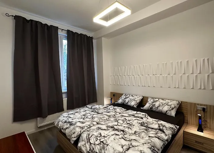 Apart Otel Leopold - Apartmanovy Dum
